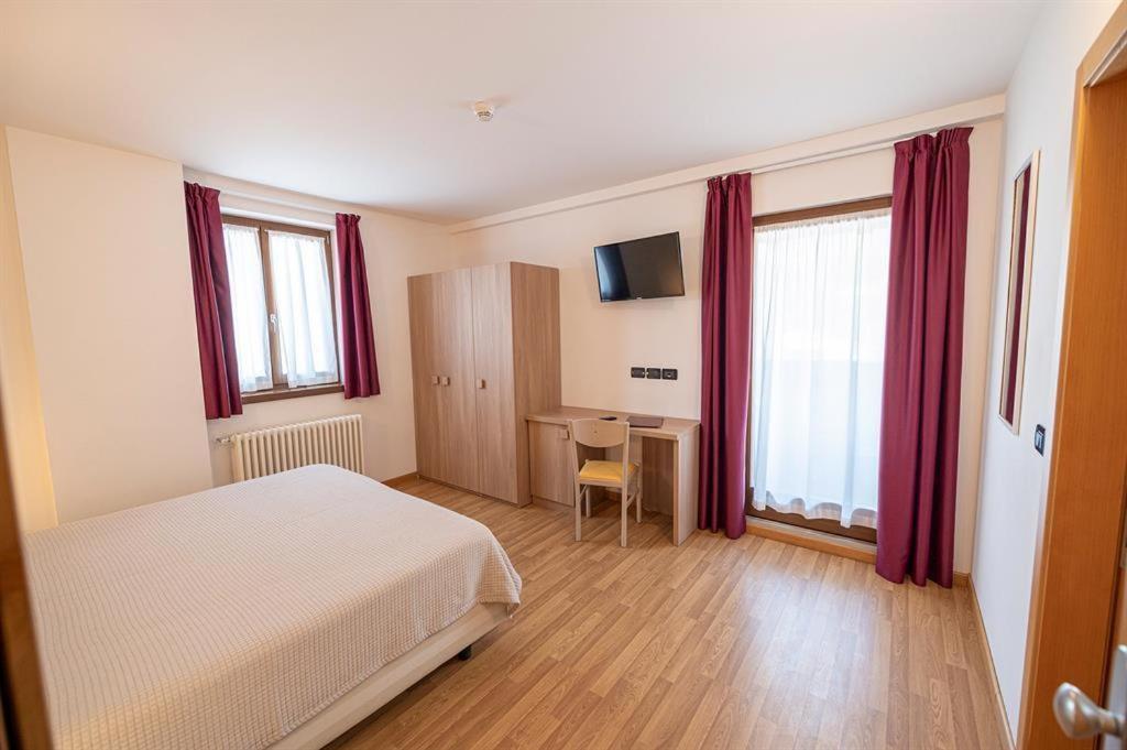 Hotel Posta Comano Terme Dış mekan fotoğraf