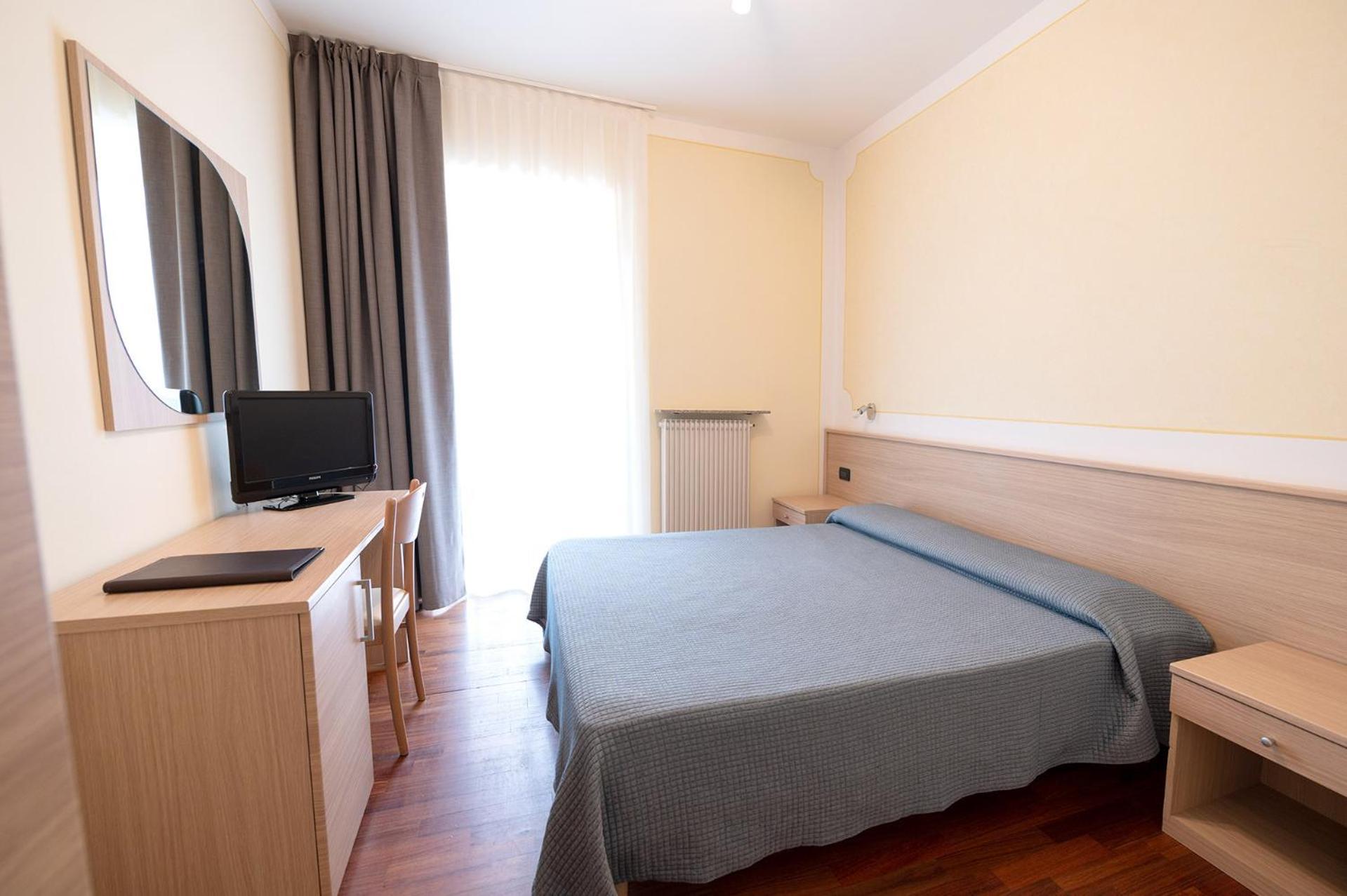 Hotel Posta Comano Terme Dış mekan fotoğraf