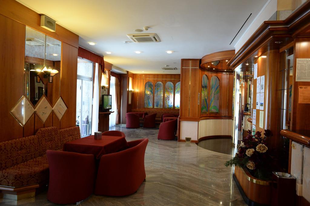 Hotel Posta Comano Terme Dış mekan fotoğraf